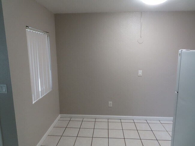 Foto del edificio - MADERA