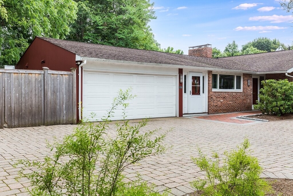 Foto principal - 133 Sudbury Rd