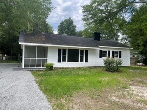Building Photo - 119 Smallridge St