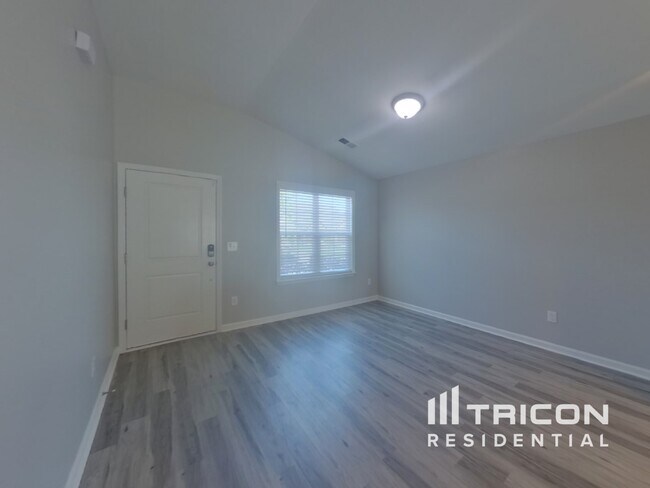 Building Photo - 925 Knoll Ridge Way Inman SC