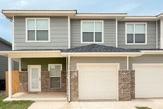 Building Photo - 7717 Owen Ln