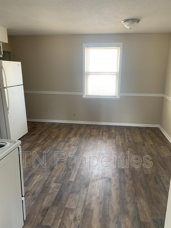 Building Photo - 1510 Falcon Dr