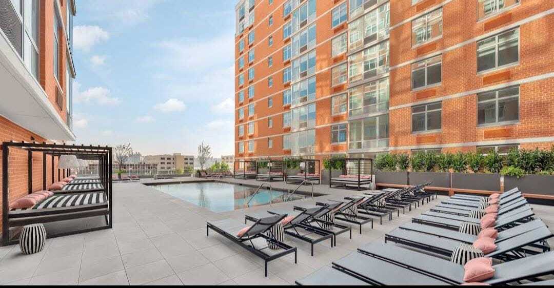 Foto principal - 7605 River Rd