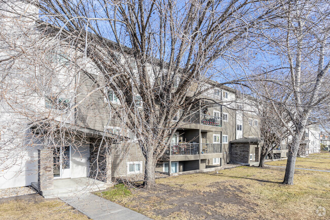 Photo du bâtiment - Hillview Estates Apartments