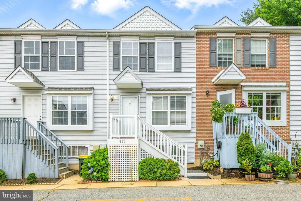 Foto principal - 111 Gateway Dr