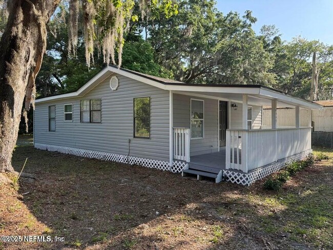 Building Photo - 6449 Bluebird Rd