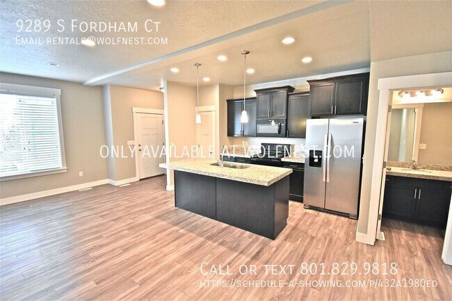 Building Photo - 9289 Fordham Ct