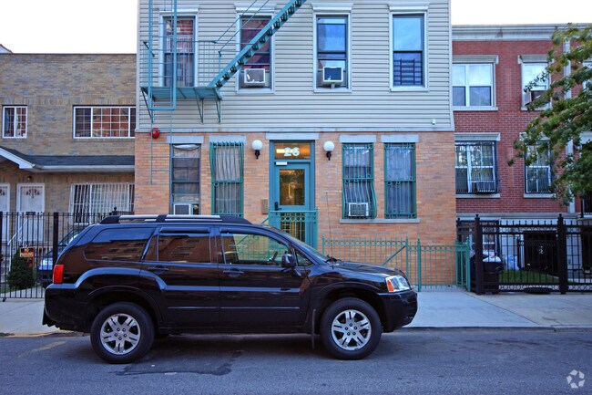 Foto del edificio - 26 Schaefer St