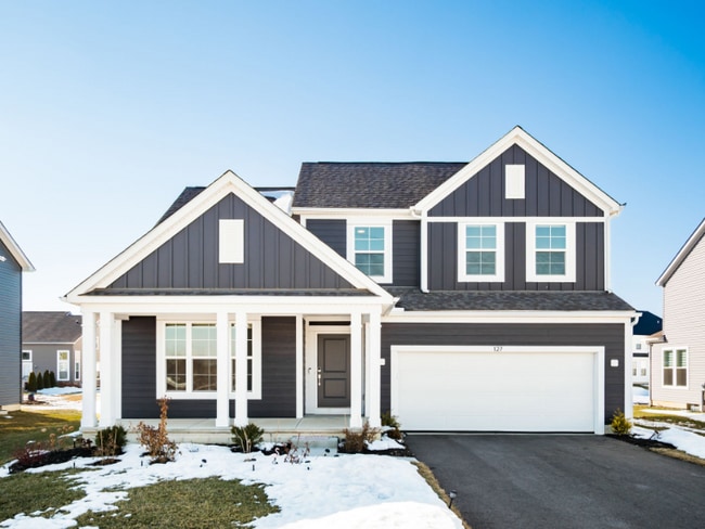 Building Photo - 127 Silver Pne Ln