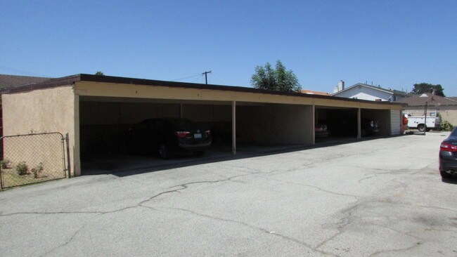 Building Photo - 16417 S Denker Ave