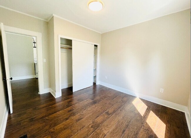 Foto del edificio - 81 Glover Rd