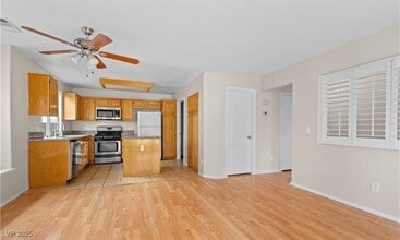 Building Photo - 1813 Navajo Lake Way