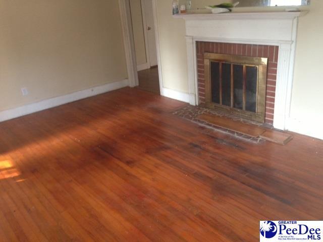 Foto del edificio - 1709 Pineland Ave