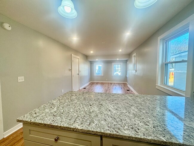 Foto del edificio - 109 Churchill St