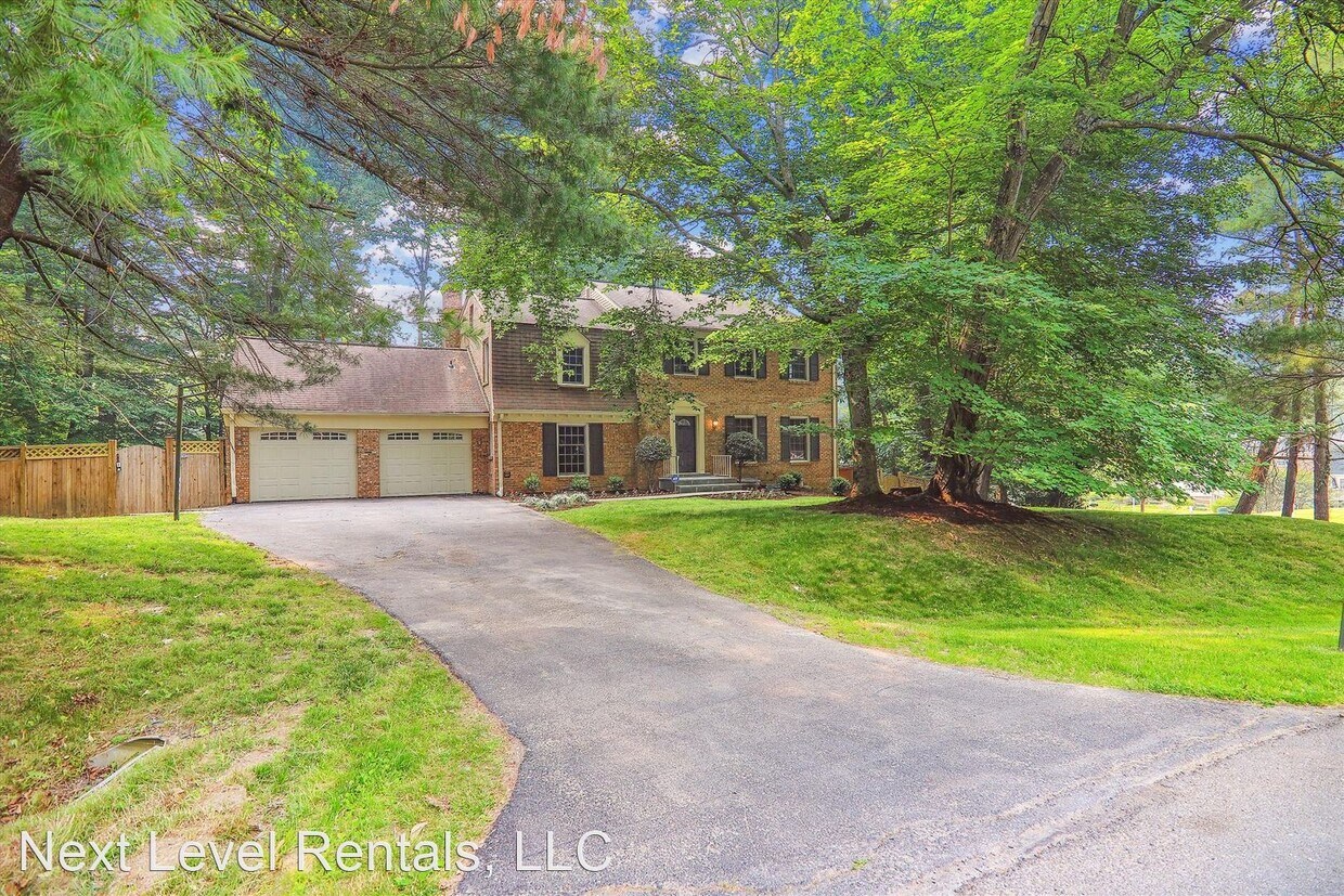 Primary Photo - 5 br, 4.5 bath House - 9309 Langford Ct