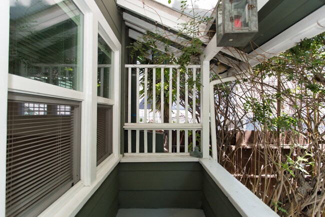 Foto del edificio - 129 Clubhouse Ave