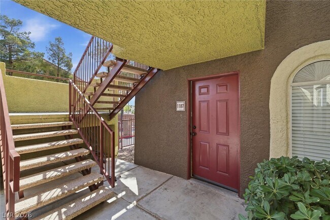 Foto del edificio - 7950 W Flamingo Rd