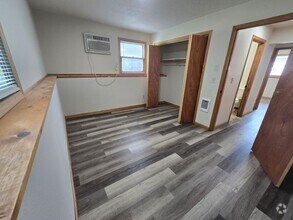 Building Photo - 2098 Imperial Ln