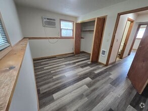 Building Photo - 2098 Imperial Ln