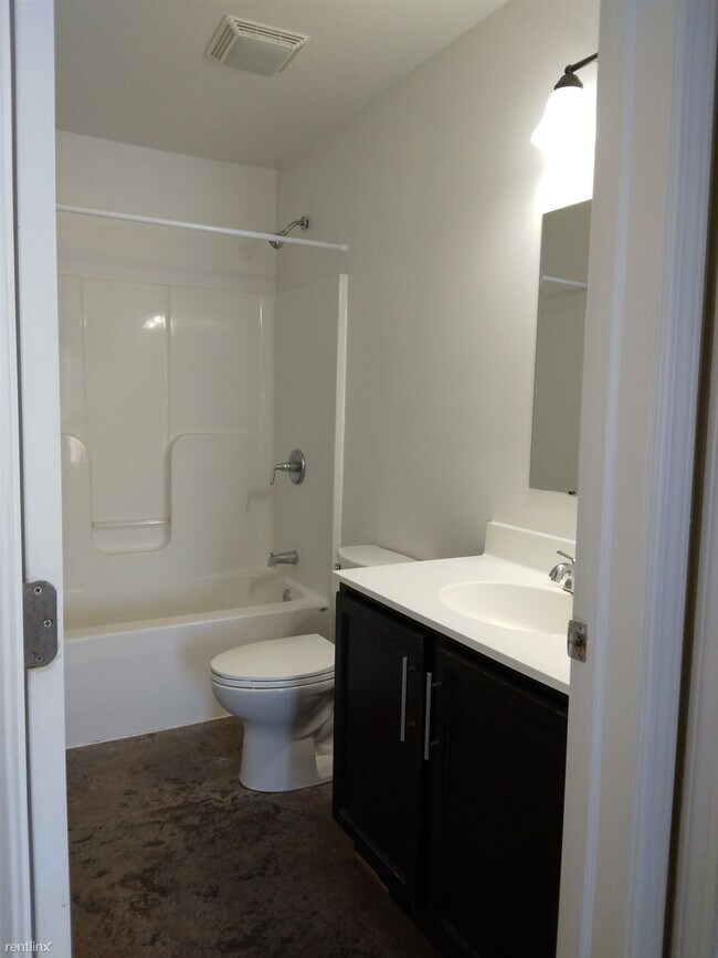 Building Photo - 3 br, 2 bath Duplex - 238 Sydny Terrace, N...