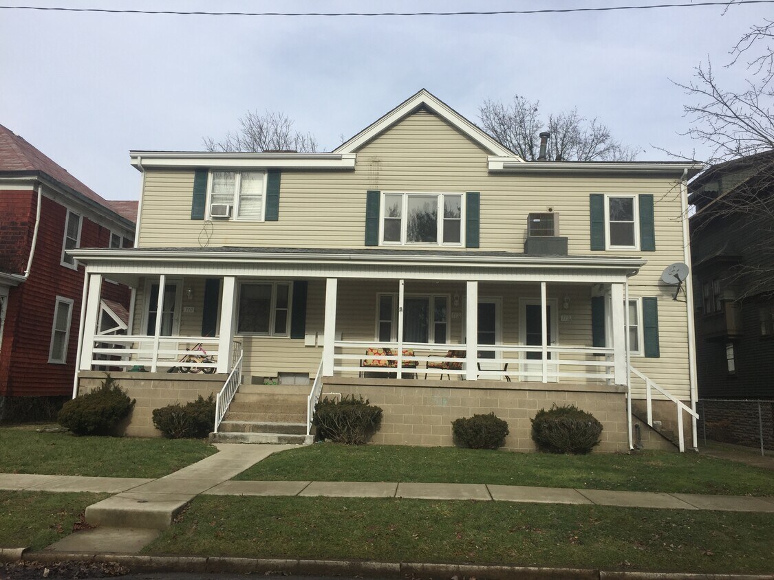 Primary Photo - 112 Maple Ave