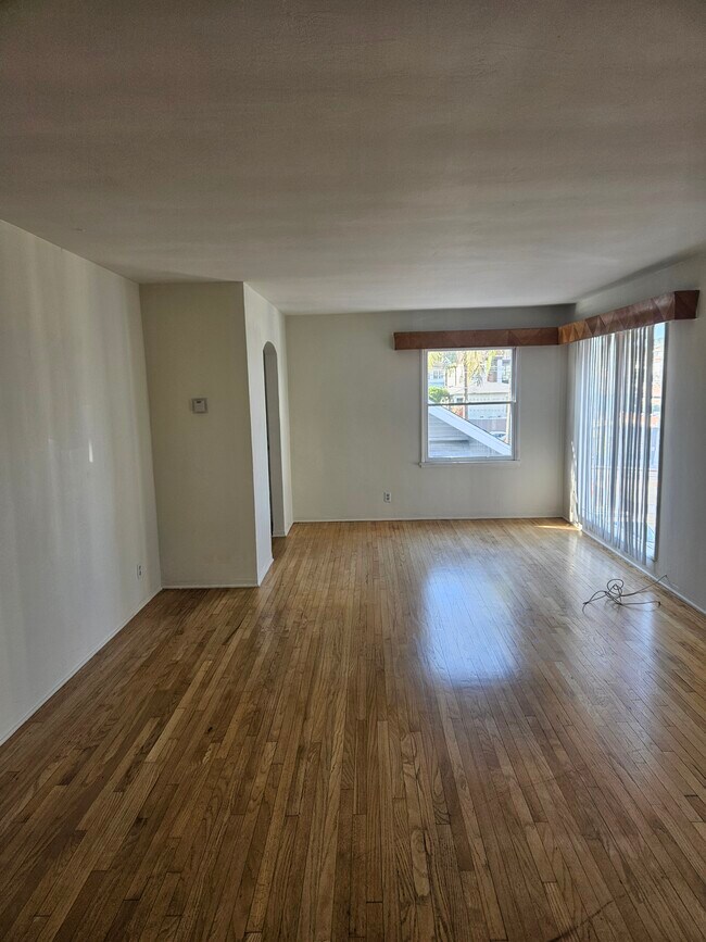 sala de estar - 1204 Bonnie Brae St