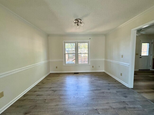 Foto del edificio - 11 Planters Wood Trl