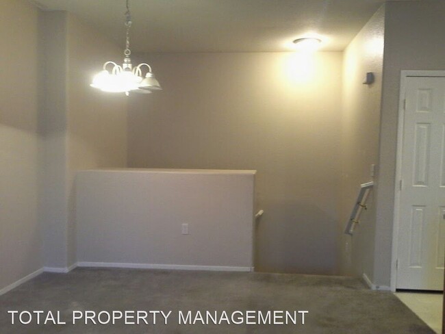 Building Photo - 2 br, 2 bath House - 6305 Desert Leaf St. ...