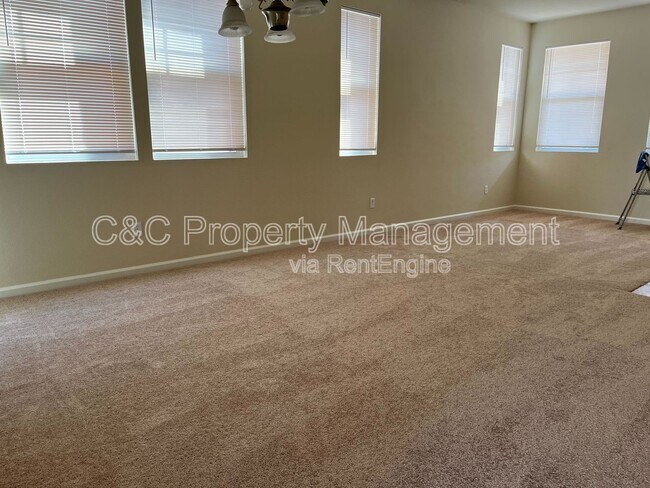 Foto del edificio - 1005 Ashbridge Bay Dr