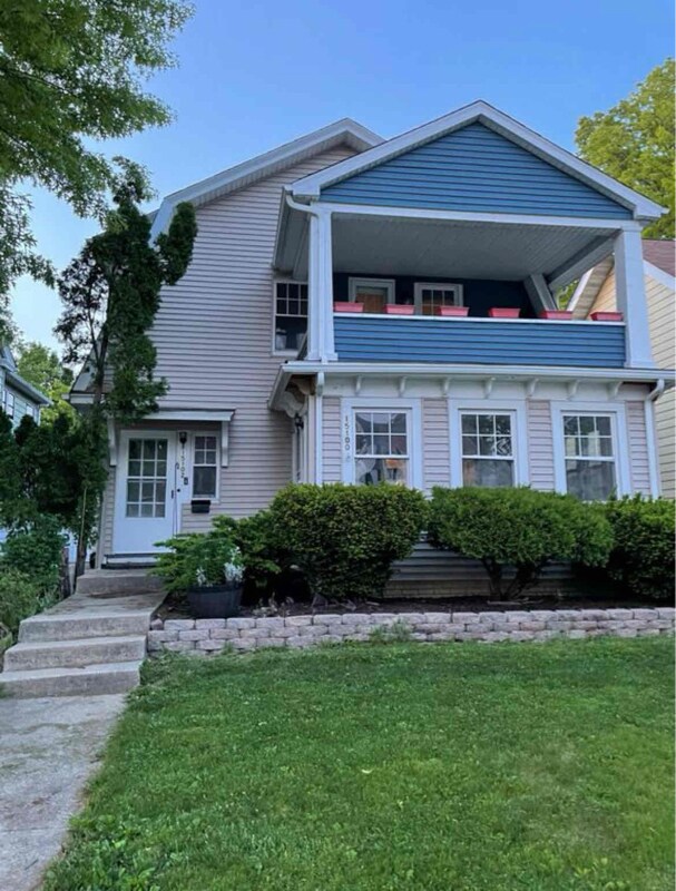 Foto principal - 15102 Esther Ave
