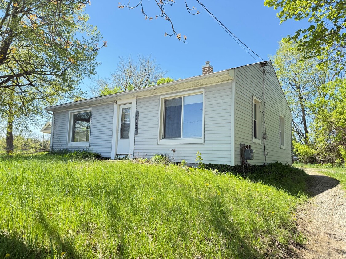 Foto principal - Single Family Home-Northwest School District