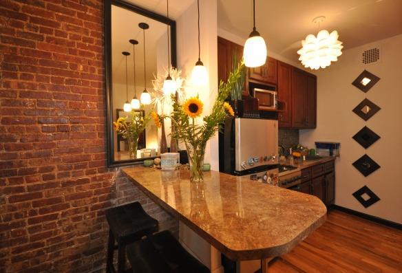 Building Photo - 312 E 89th St
