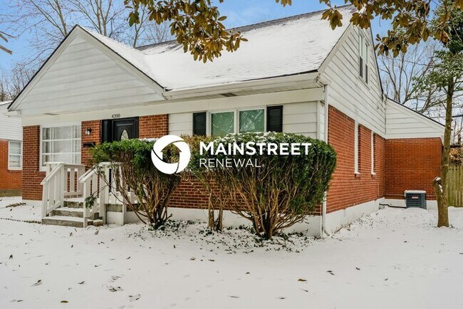 Building Photo - 3 Bedroom Pet-Friendly Home in Louisville, KY with Main Street Renewal