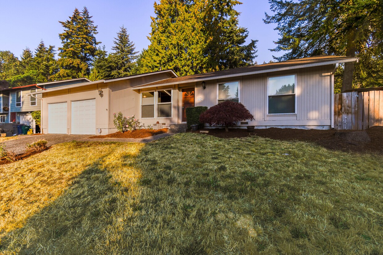 14302 113th Ave NE, Kirkland, WA 98034 House Rental in Kirkland, WA