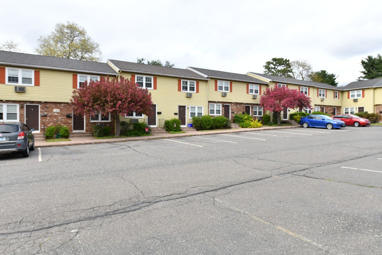 Homestead Park Village Alquileres en Manchester, CT