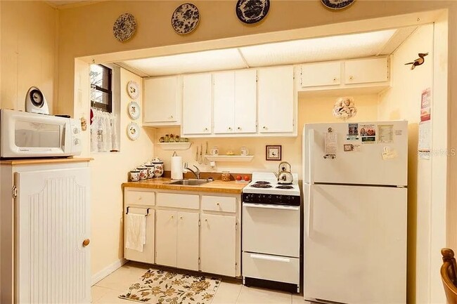 Foto del edificio - 6700 Sunset Way
