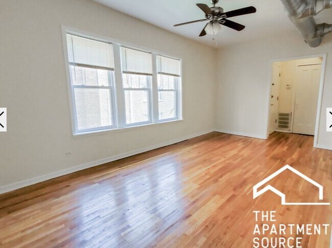 Building Photo - 3527.5 N Broadway