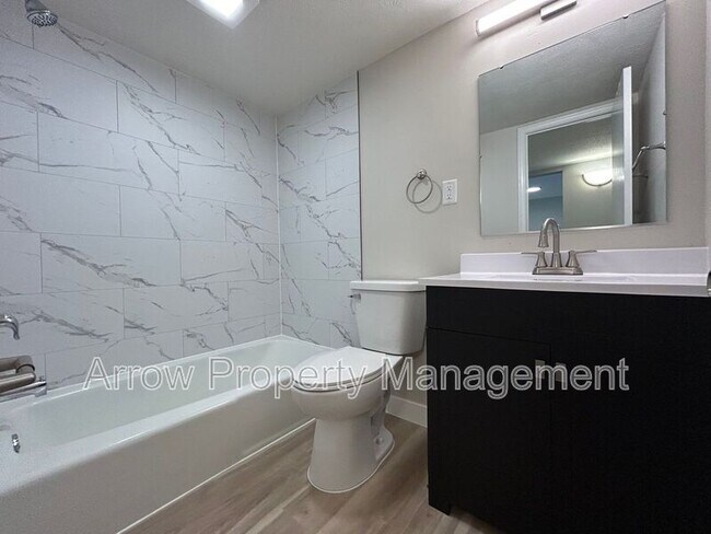 Foto del edificio - 2119 Arbor St