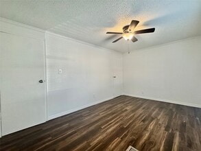 Building Photo - 1007 Spooner St