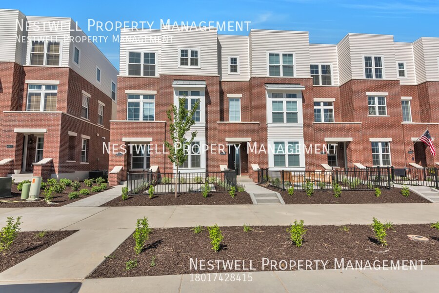 Primary Photo - Amazing 4-bed Townhome in Daybreak