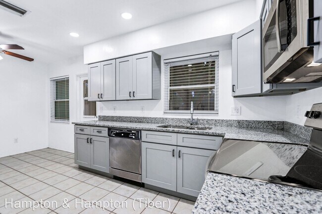 Building Photo - 3 br, 2 bath House - 5220 16TH AVE N