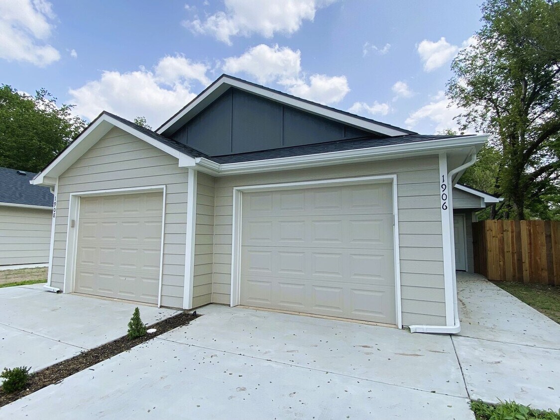 Primary Photo - UPDATED DUPLEX with Garage