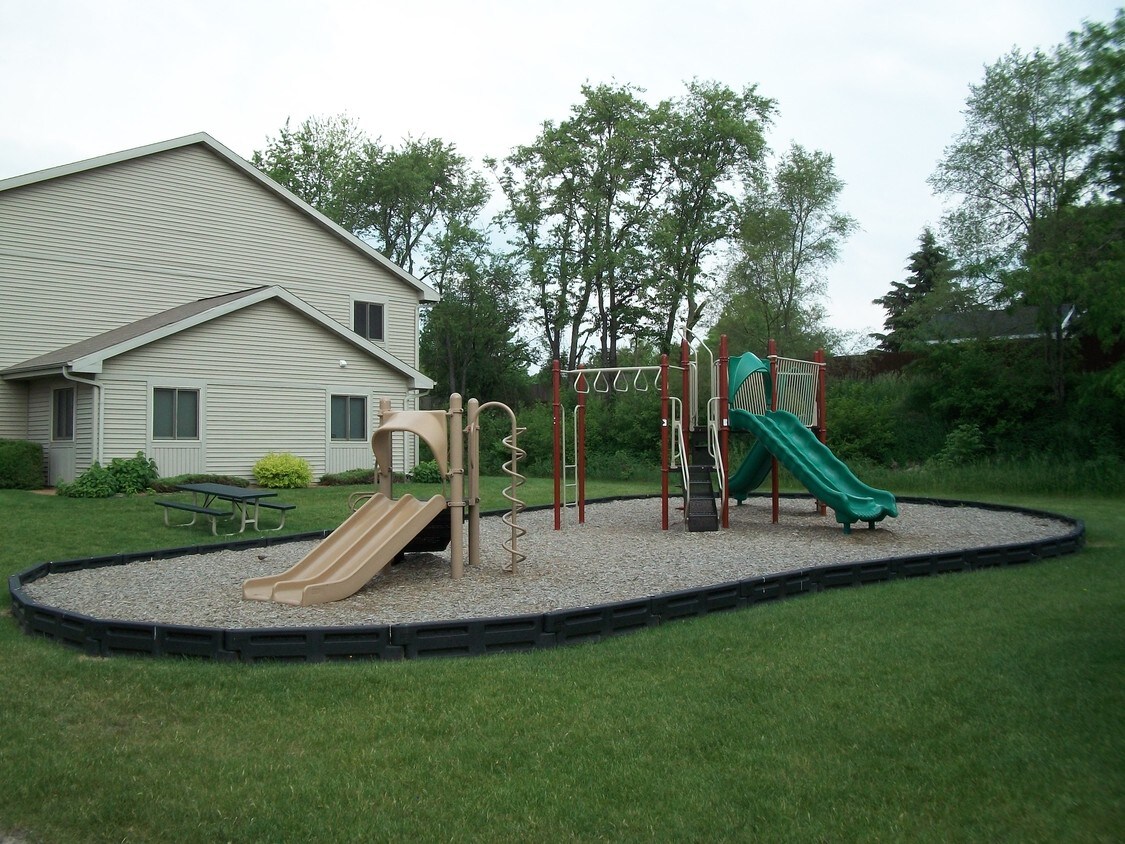 play area - 2730 W Wall St