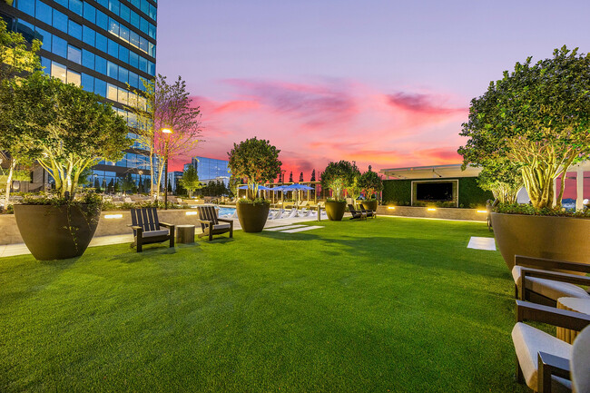 Foto del edificio - Hanover Preston Hollow