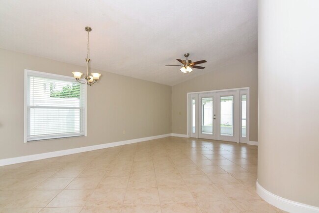Building Photo - 1013 Eagles Forrest Dr