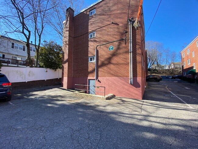 Foto del edificio - 18 Prospect St