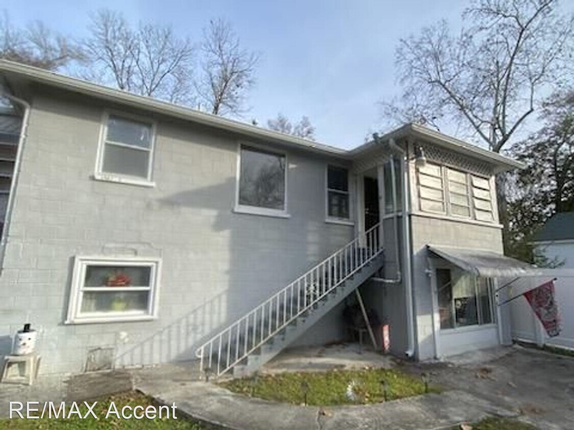 Foto principal - 3 br, 2 bath House - 1312 E. 33rd St.