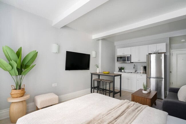Foto del edificio - 240 W 73rd St