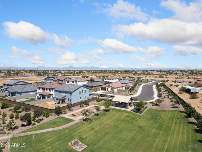 Building Photo - 7352 S Briarwood Ln