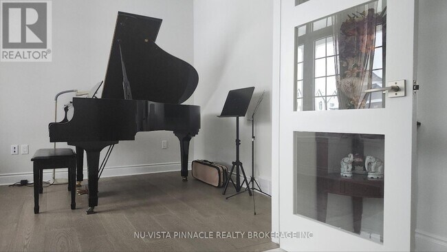 Photo du bâtiment - 1924 Trailsway Dr